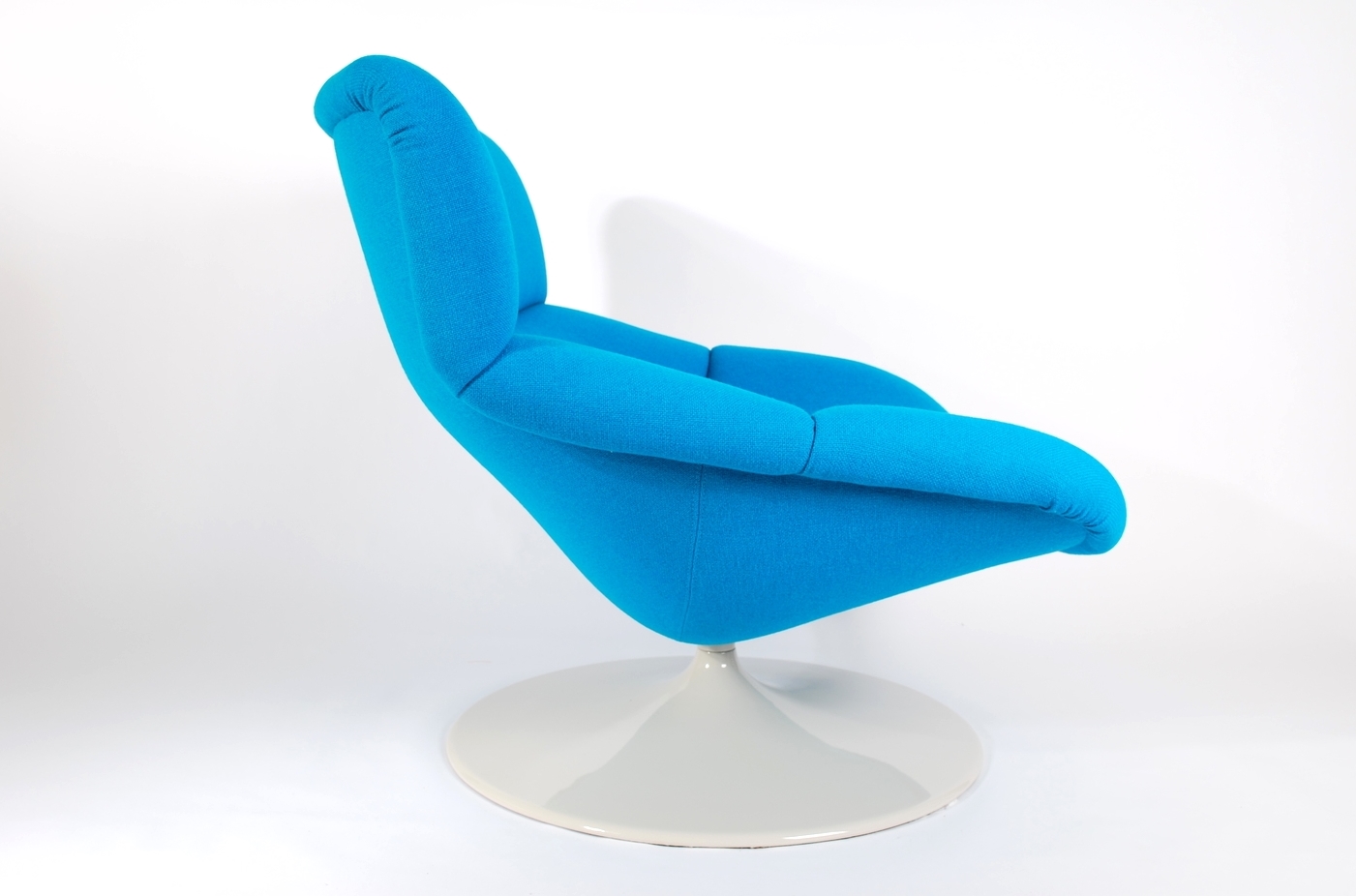 Artifort F518 Lounge swivel chair by Geoffrey Harcourt for Artifort. 1980.