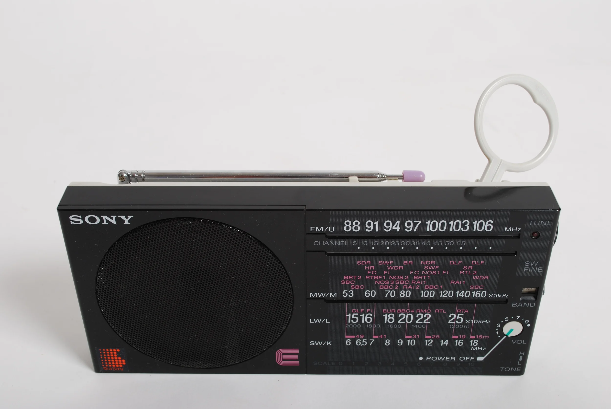 Sony portable radio ICF35 — Flux Vintage