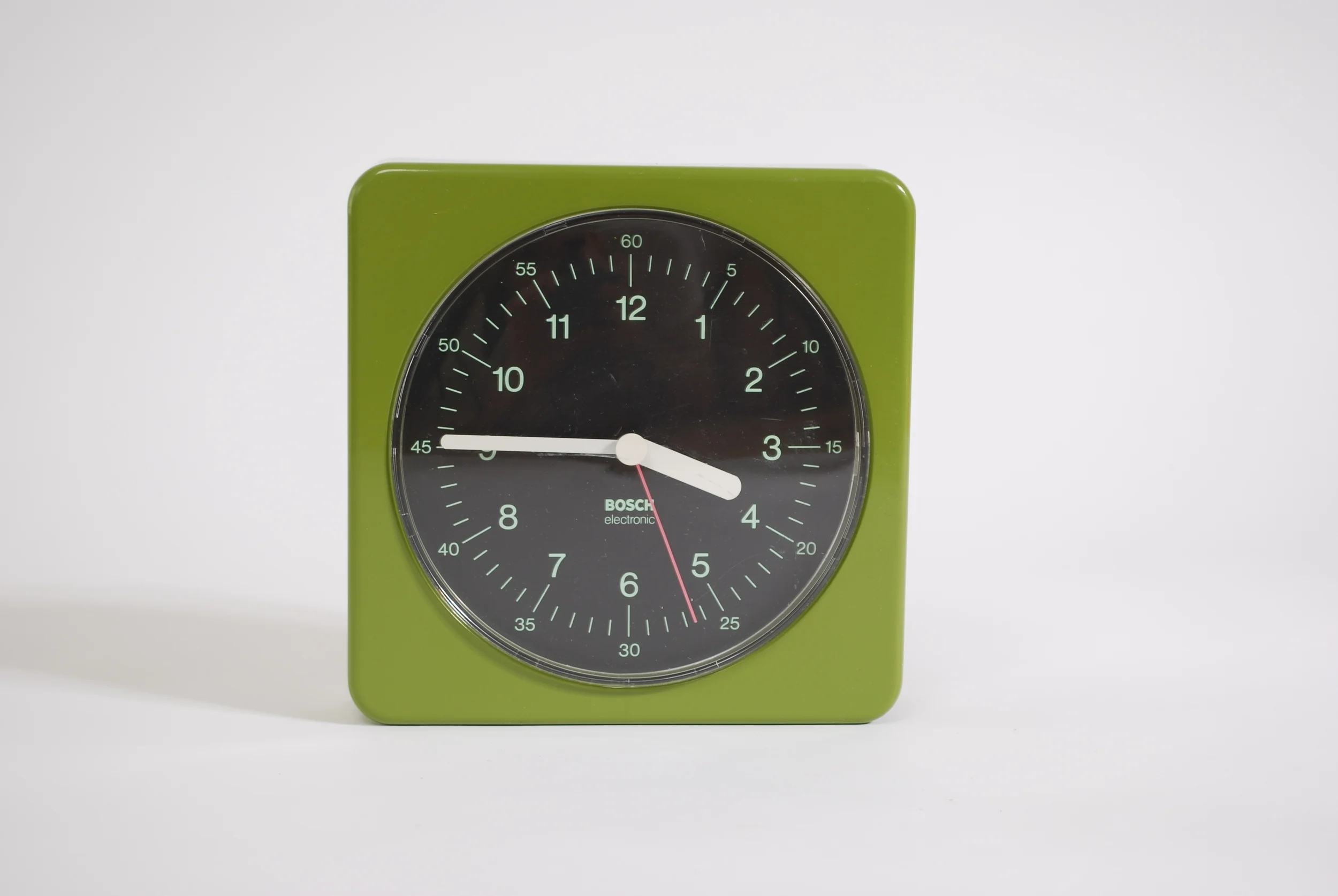 Wall clock Bosch UK6