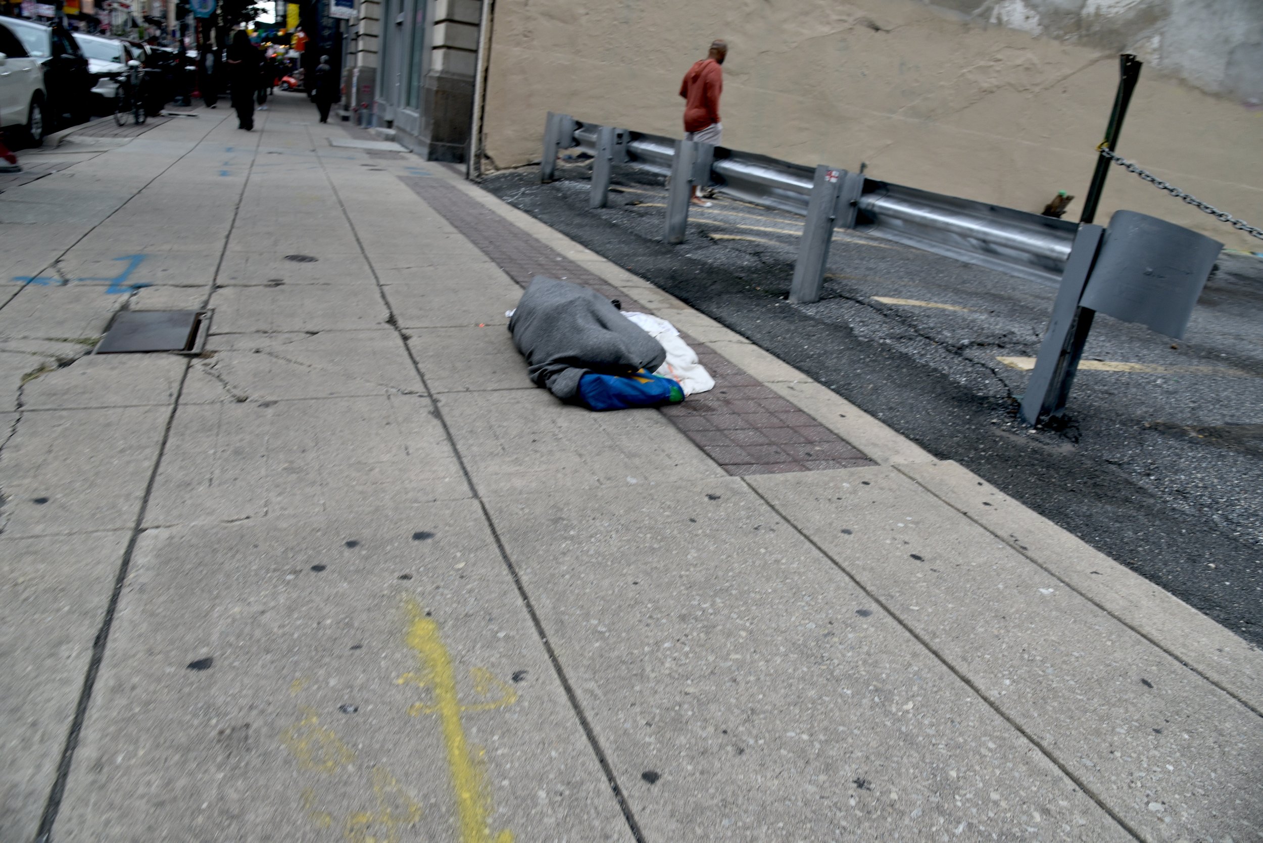 2023 Sleeping On Arch Street - Philadelphia PA T.JPG