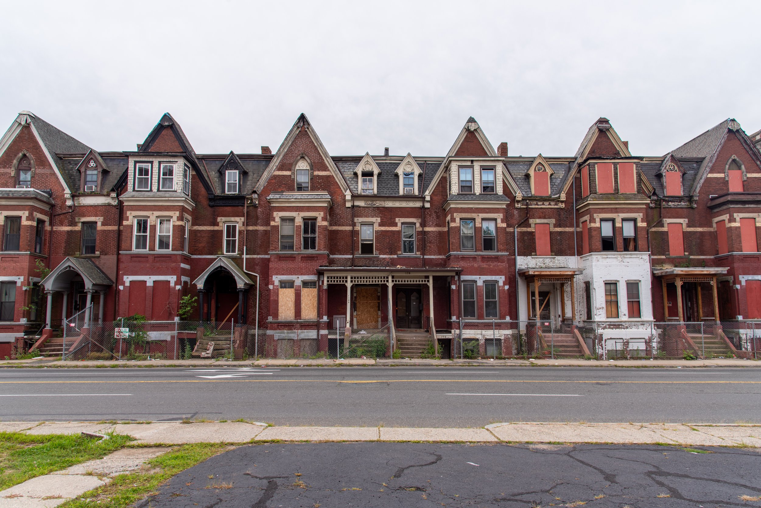 2021 Abandoned On Maple Street - Springfield MA L.jpg