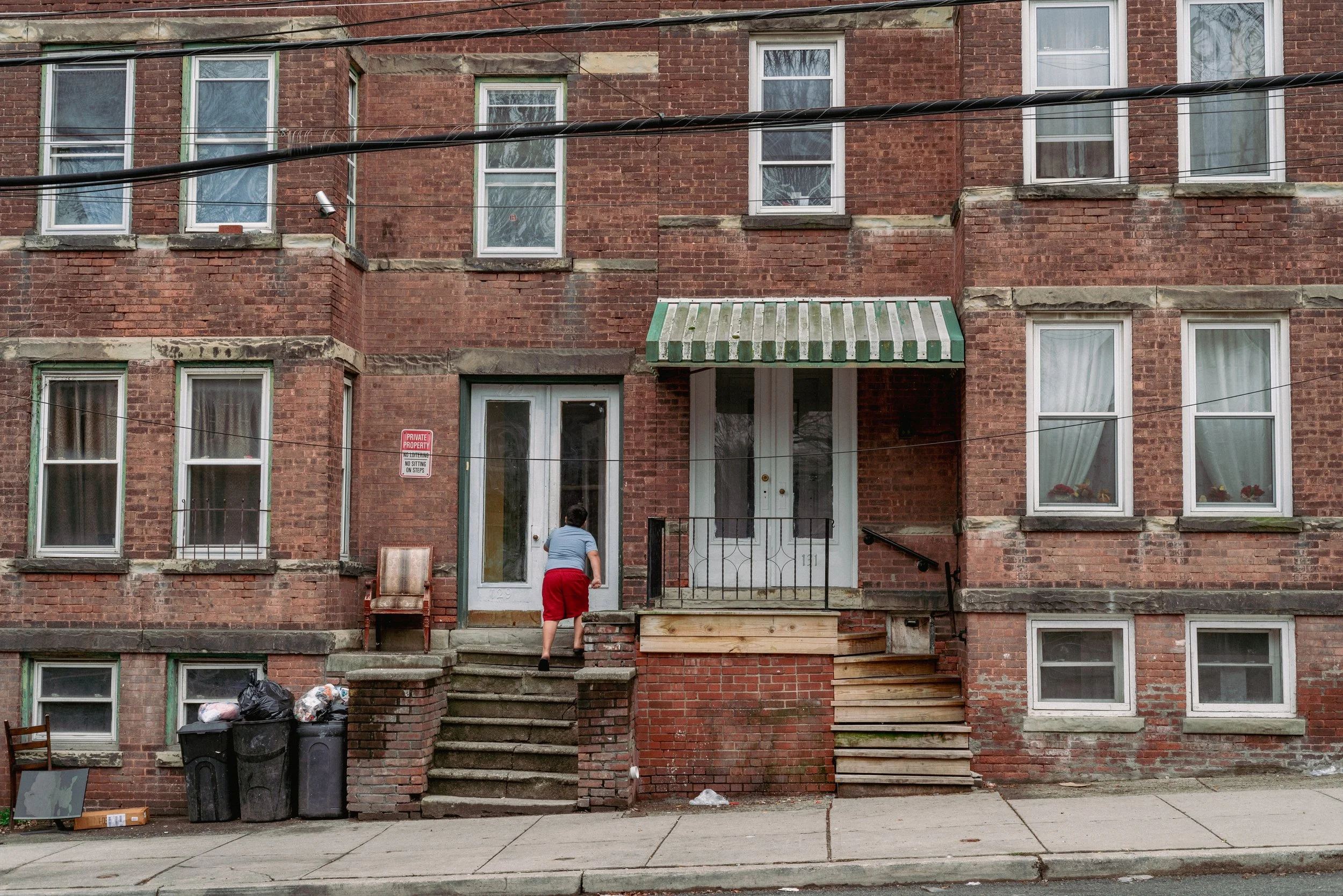 2025 Renwick Kid On Stairs - Newburgh NY L.jpg