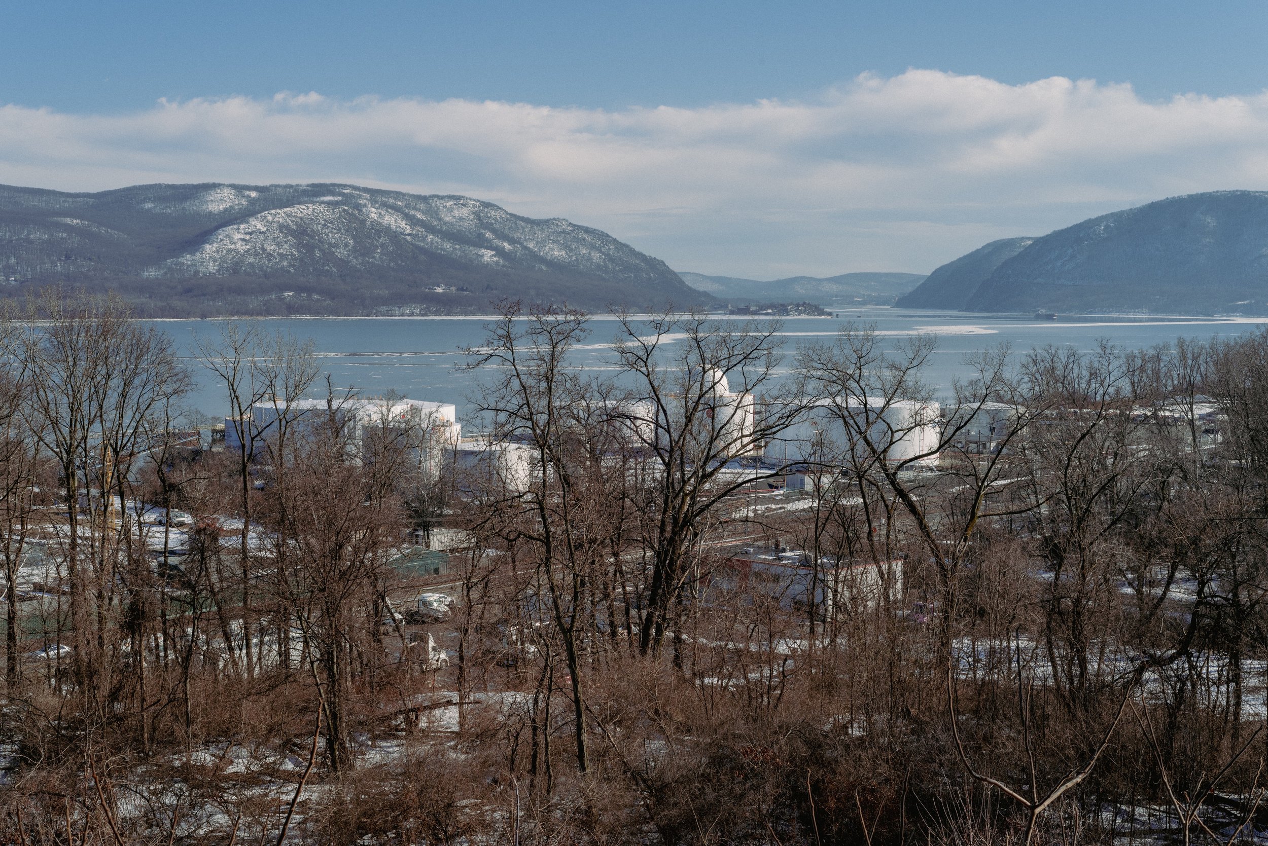 2026 Looking South Down The Hudson From The Heights - Newburgh NY L.jpg