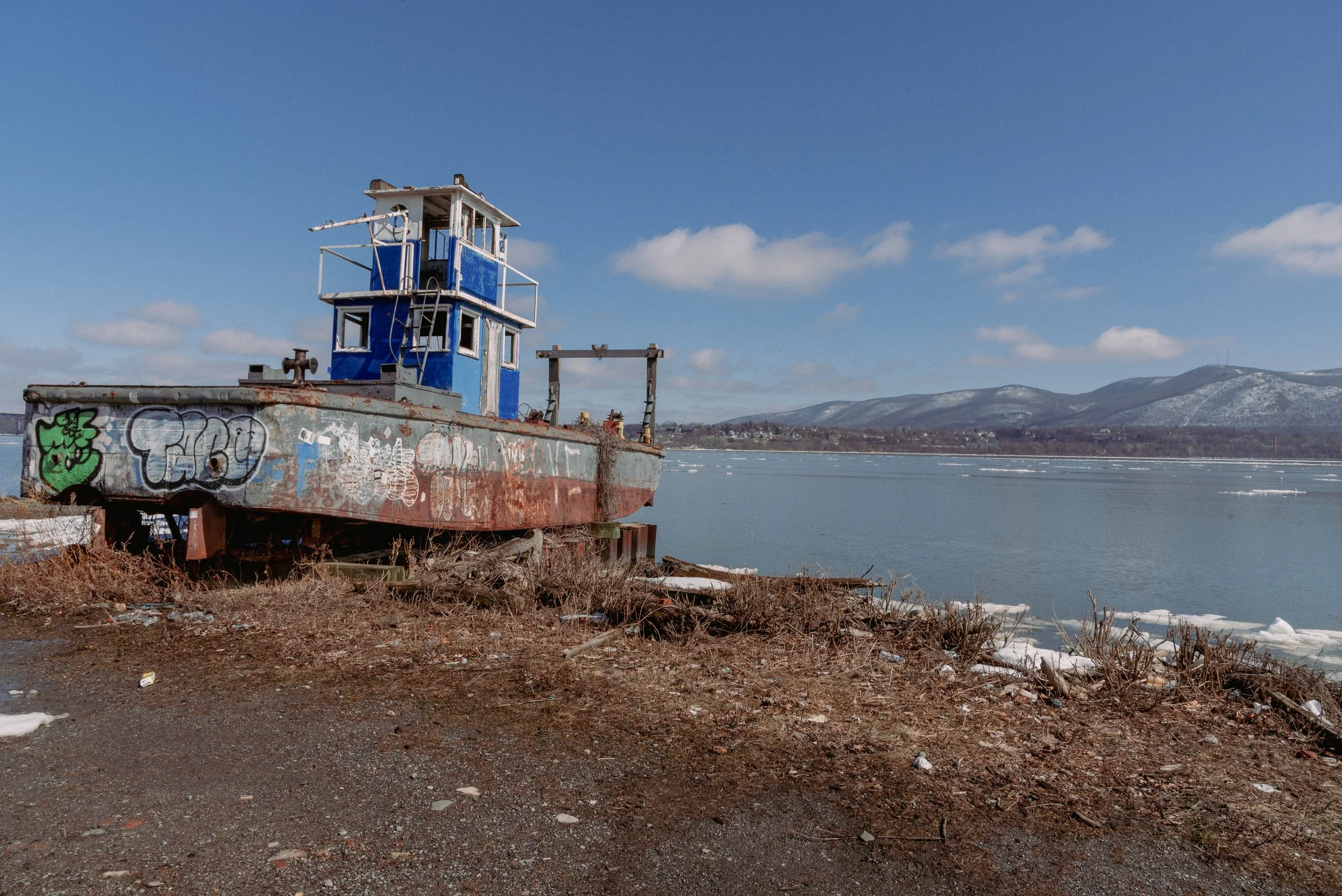 2026 Graffiti Boat 02 - Newburgh NY L.jpg