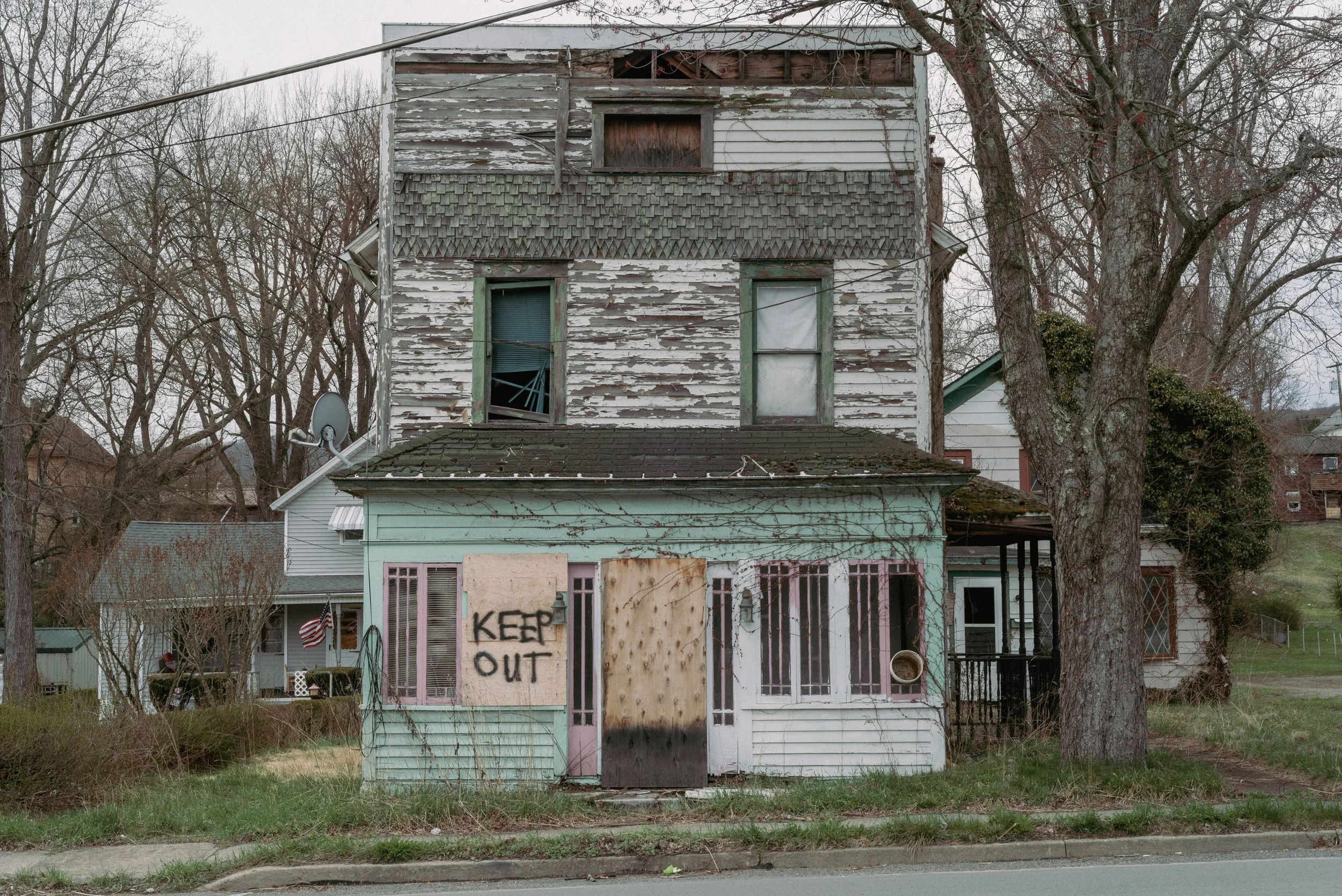 2026 Keep Out 1 - Carbondale PA L.jpg