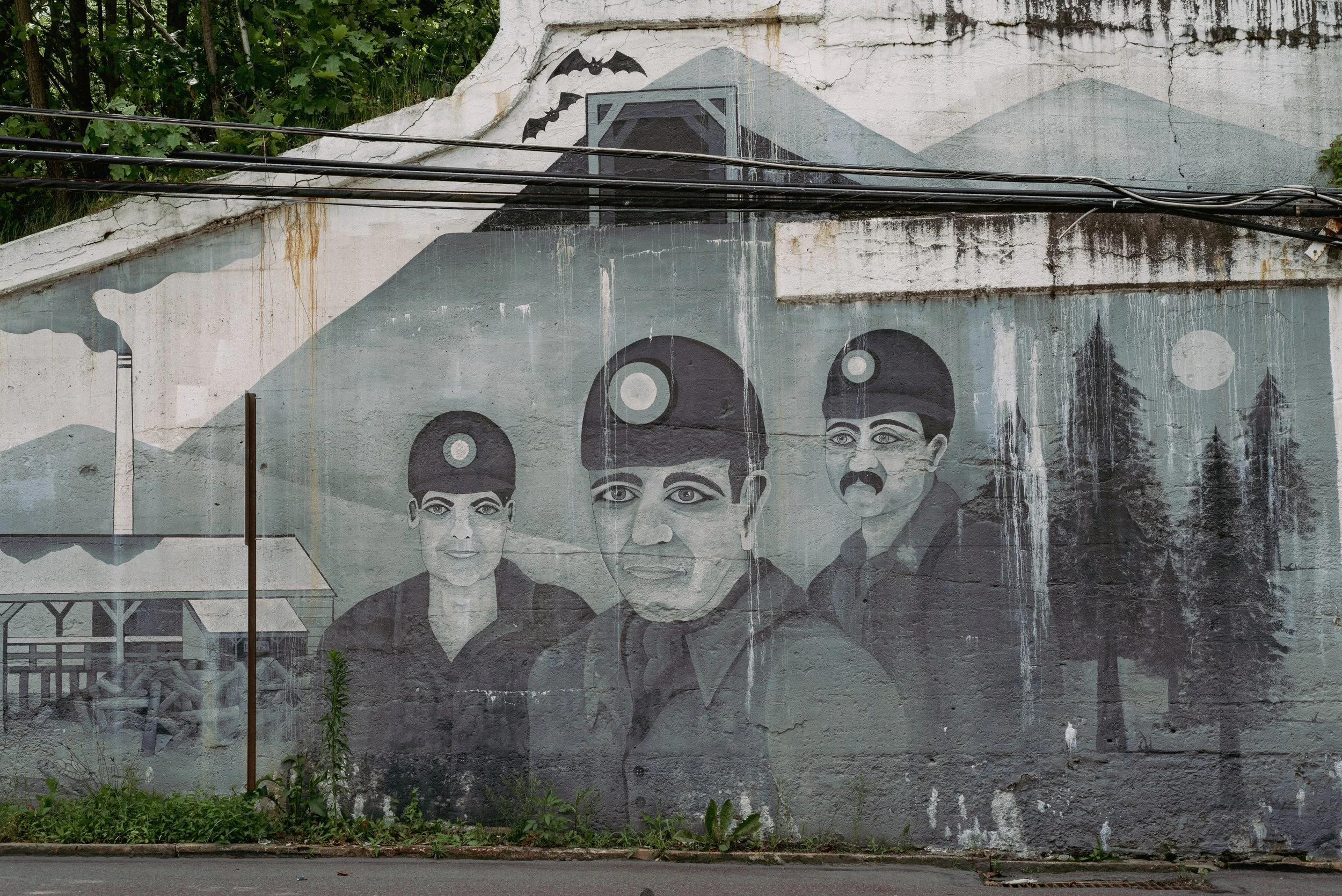 2024 Coal Miner Mural - Jessup PA L.jpg