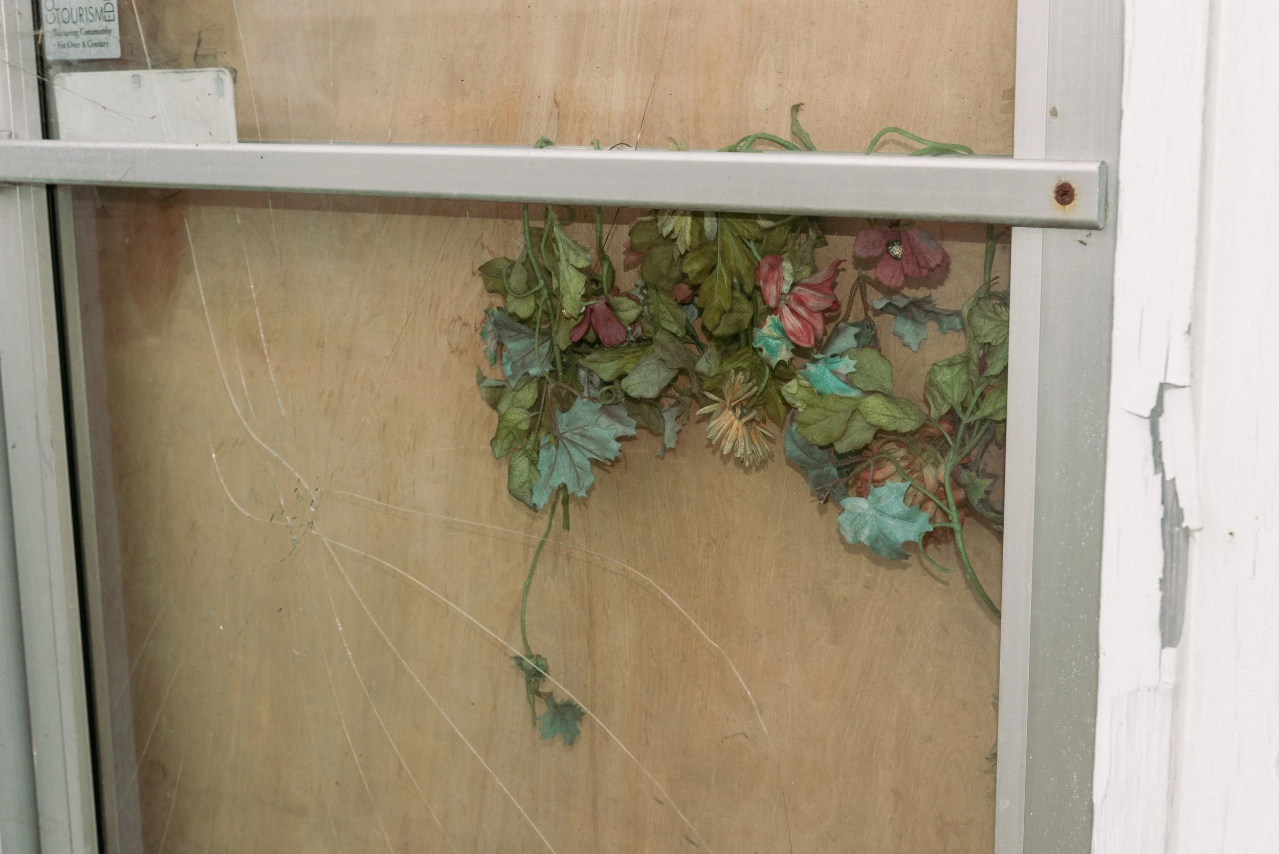 2026 Door Flowers 04 - Newburgh NY L.jpg