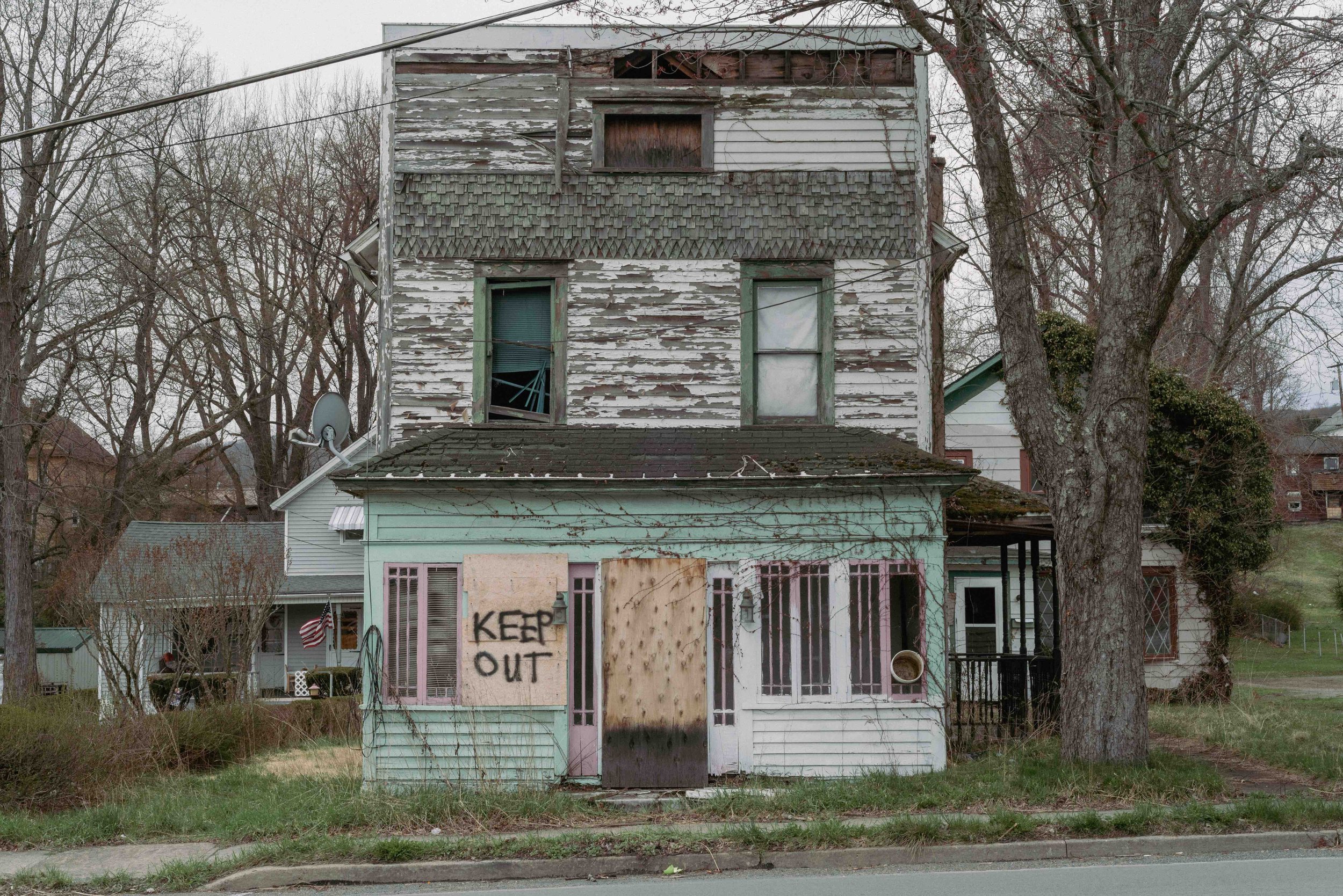 2026 Keep Out 1 - Carbondale PA L.jpg