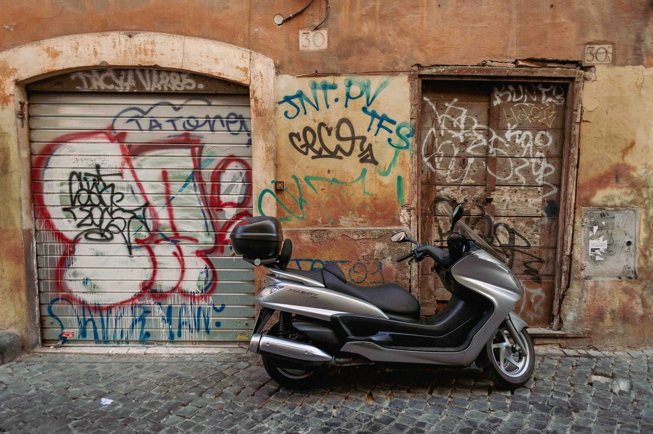 2017 30 Scooter - Rome Italy L.jpg