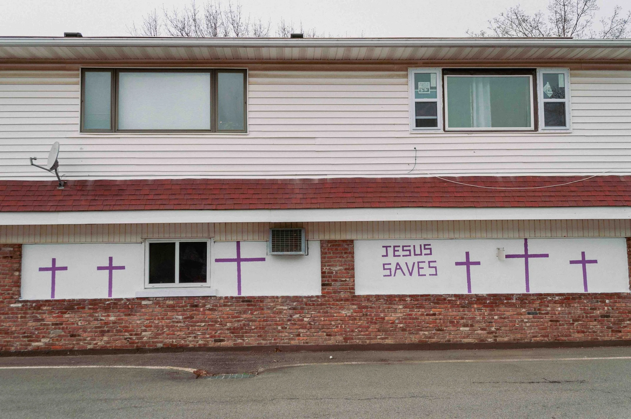 2019 Jesus Satellite - Beacon NY L.jpg