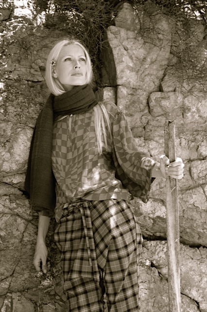 Ayra blouse in kaleidoscope print w/ plaid wool wrap pants