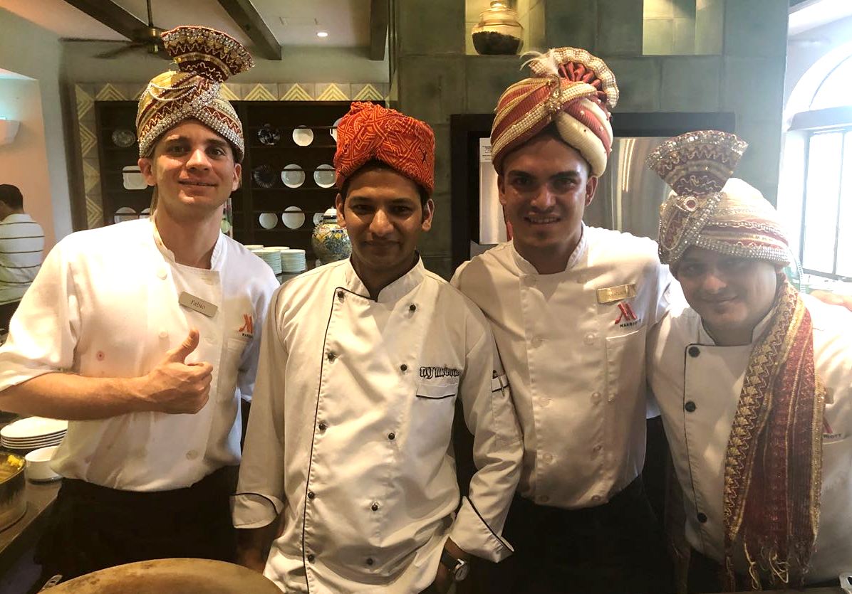 Los chefs de los restaurantes Taj Mahal y Naan´s & Curries fueron los encargados de desarrollar los platillos del brunch hindú.
