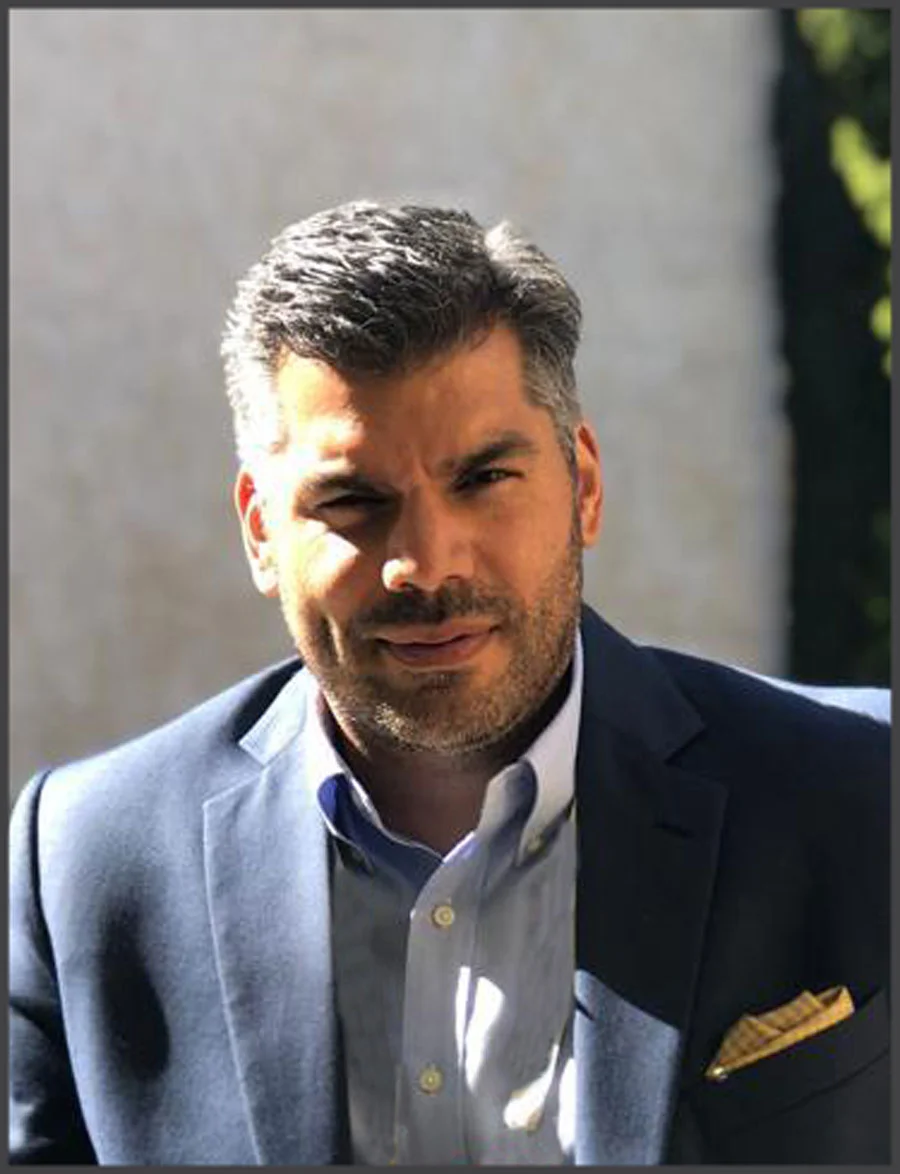 Max Chacón.jpg
