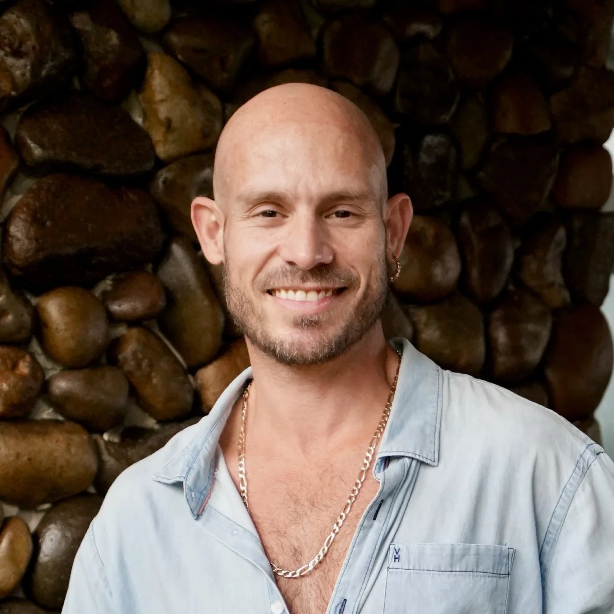 Charla: Arquitectura como herramienta estratégica en la hospitalidad contemporánea.