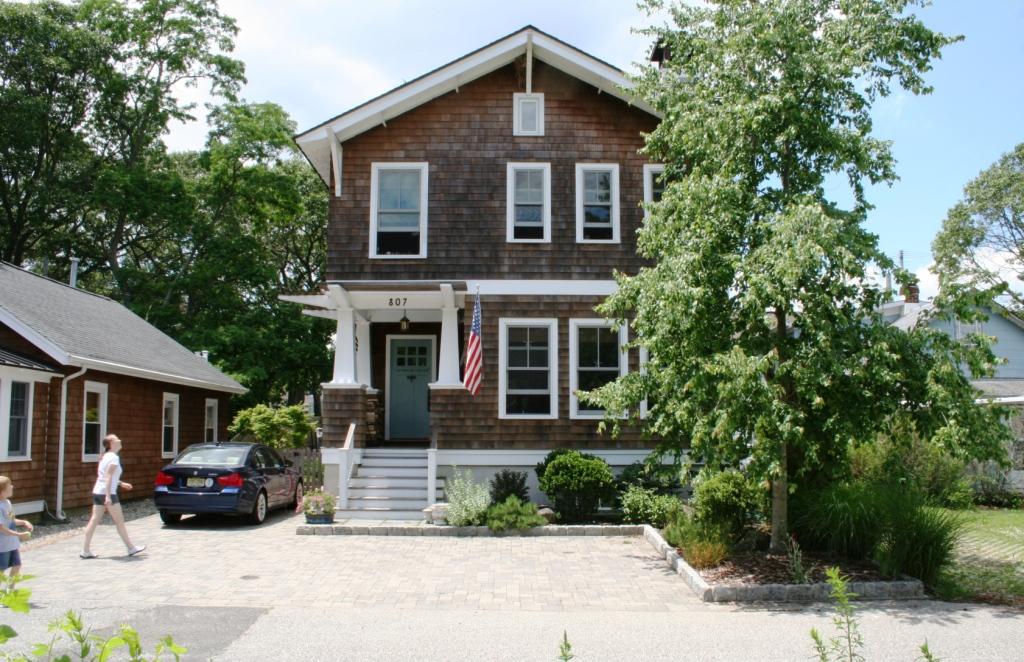 Front Elevation of Surfers End