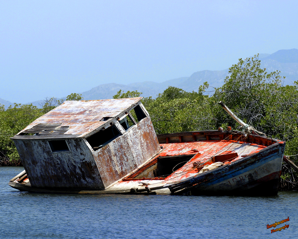 Salinas, Dominican Republic
