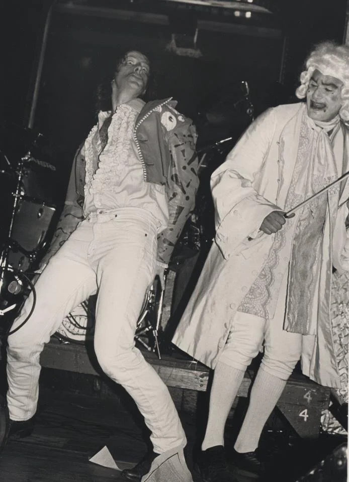 The Marquis gets jiggy wit' it. With John Seabury of Psychotic Pineapple. 