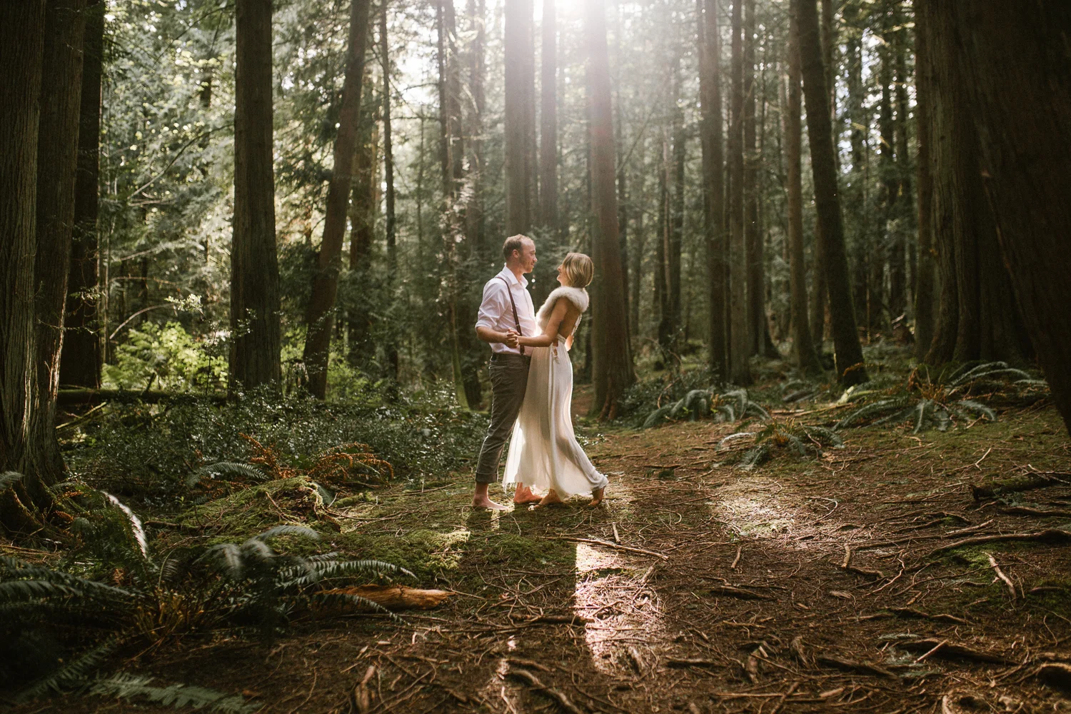 andrew-avery-forest engagement-41.jpg