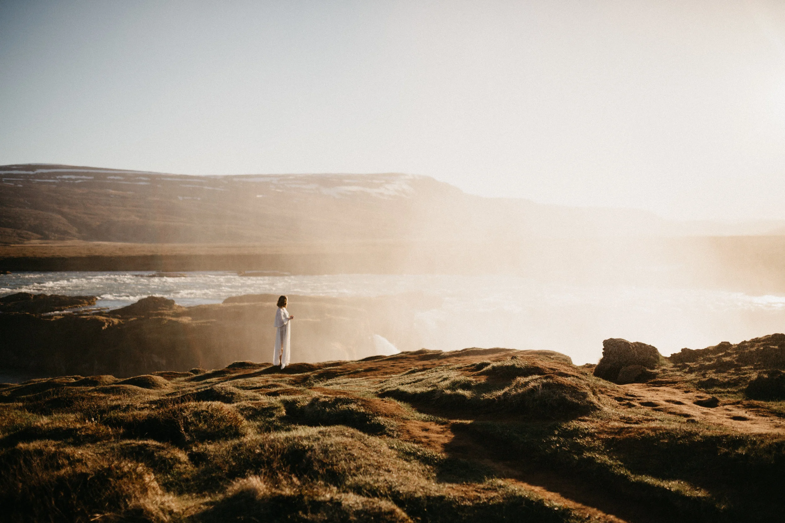 Bridal shoot- Godafoss Iceland-31.jpg