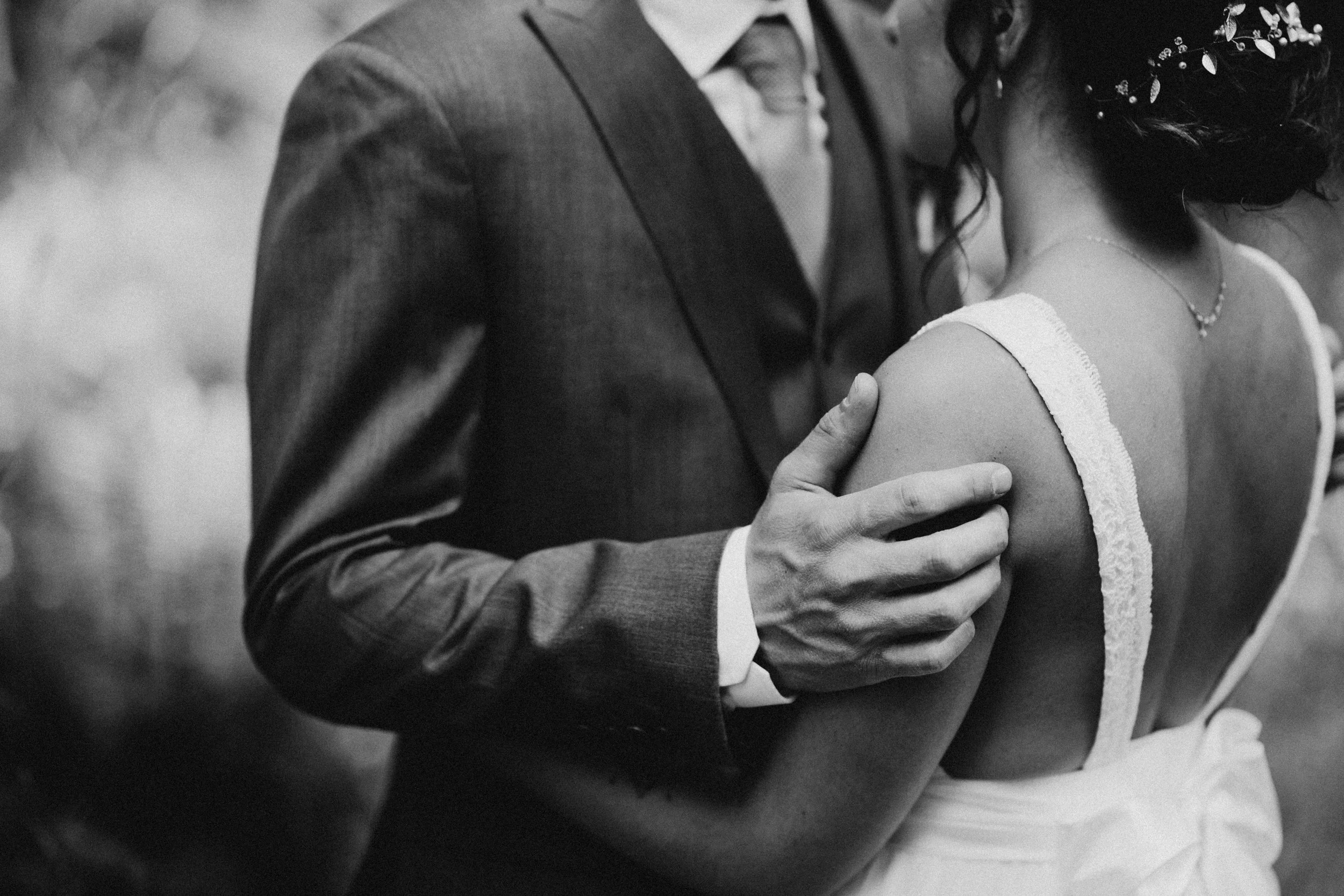Rachel-Pete-Salt-Spring-Wedding-441.jpg
