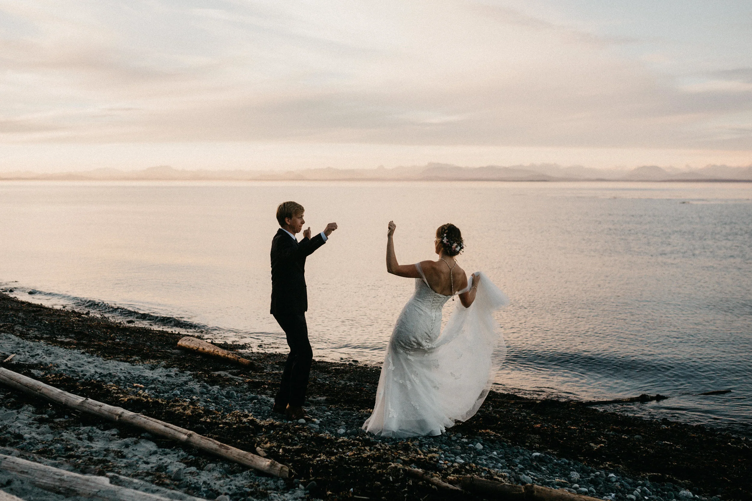 Sarah-Connor-Vancouver-Island-Wedding-568.jpg