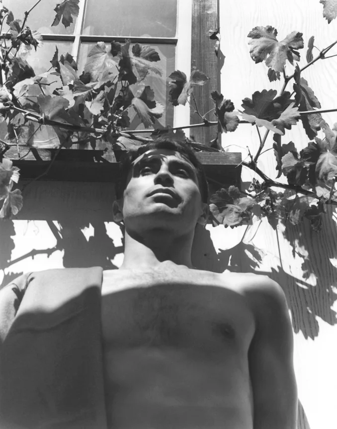 Jose? Limo?n in the Garden 2, 1939