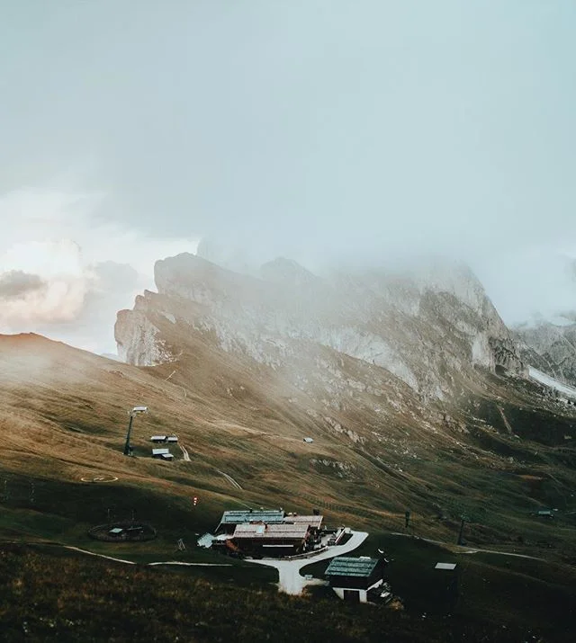Italian mountains at sunset time 😍