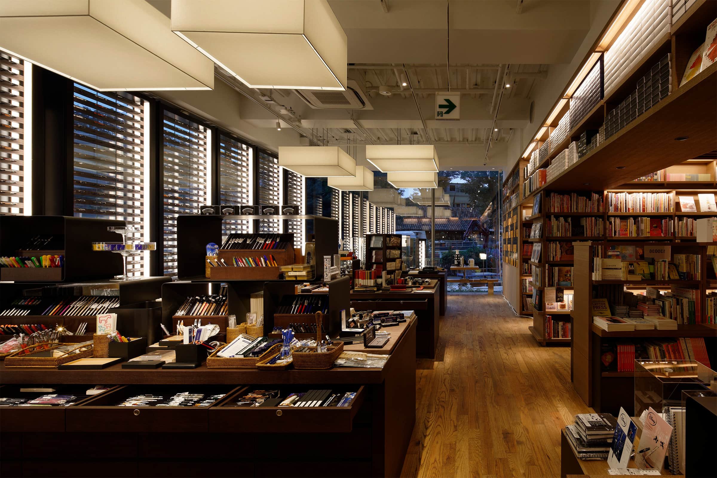 Tsutaya Daikanyama T-Site Bookstore -04.jpg