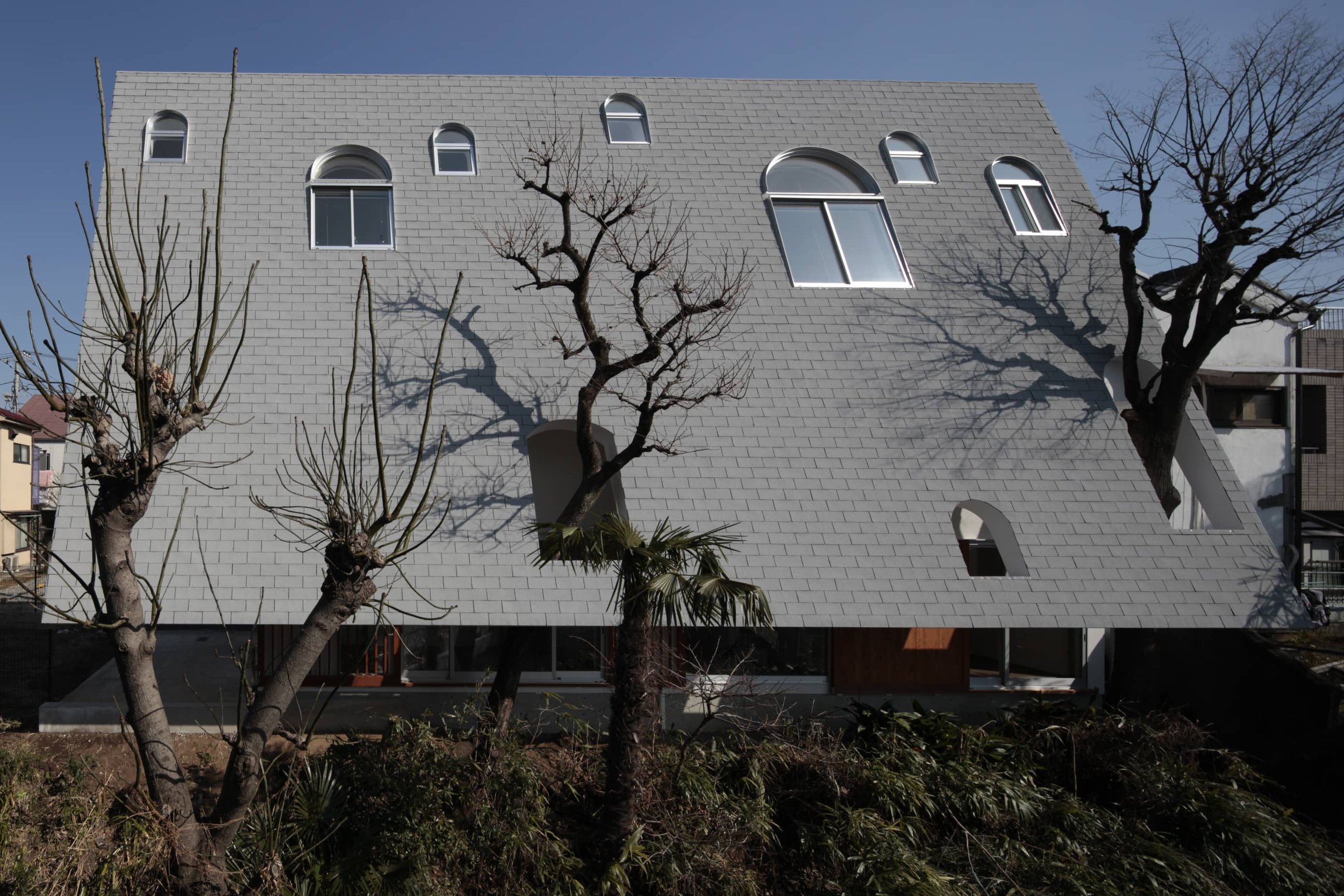 House of Roof Eaves Sustainable Timber Building ON Design Tokyo - 01.jpg