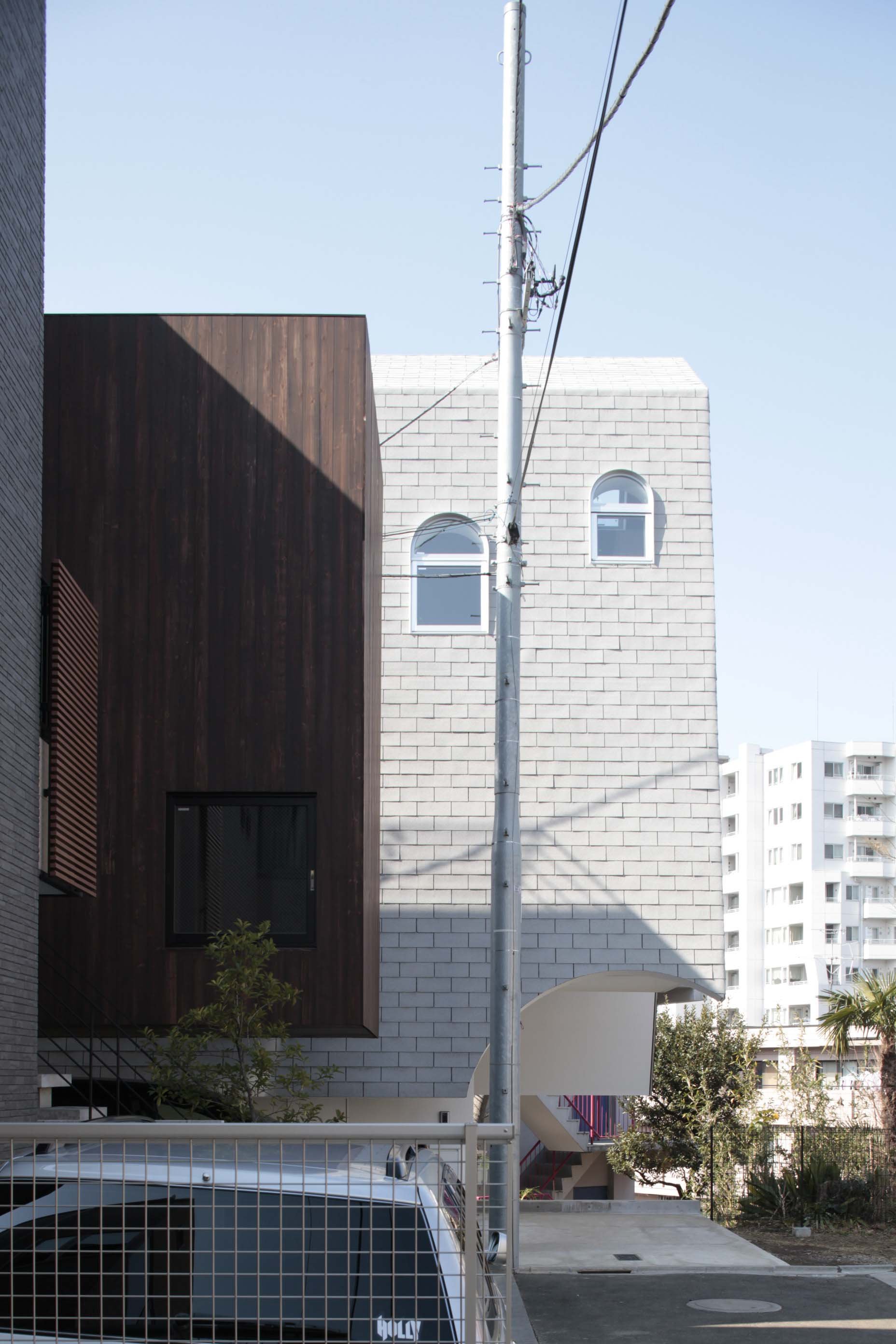 House of Roof Eaves Sustainable Timber Building ON Design Tokyo - 02.JPG
