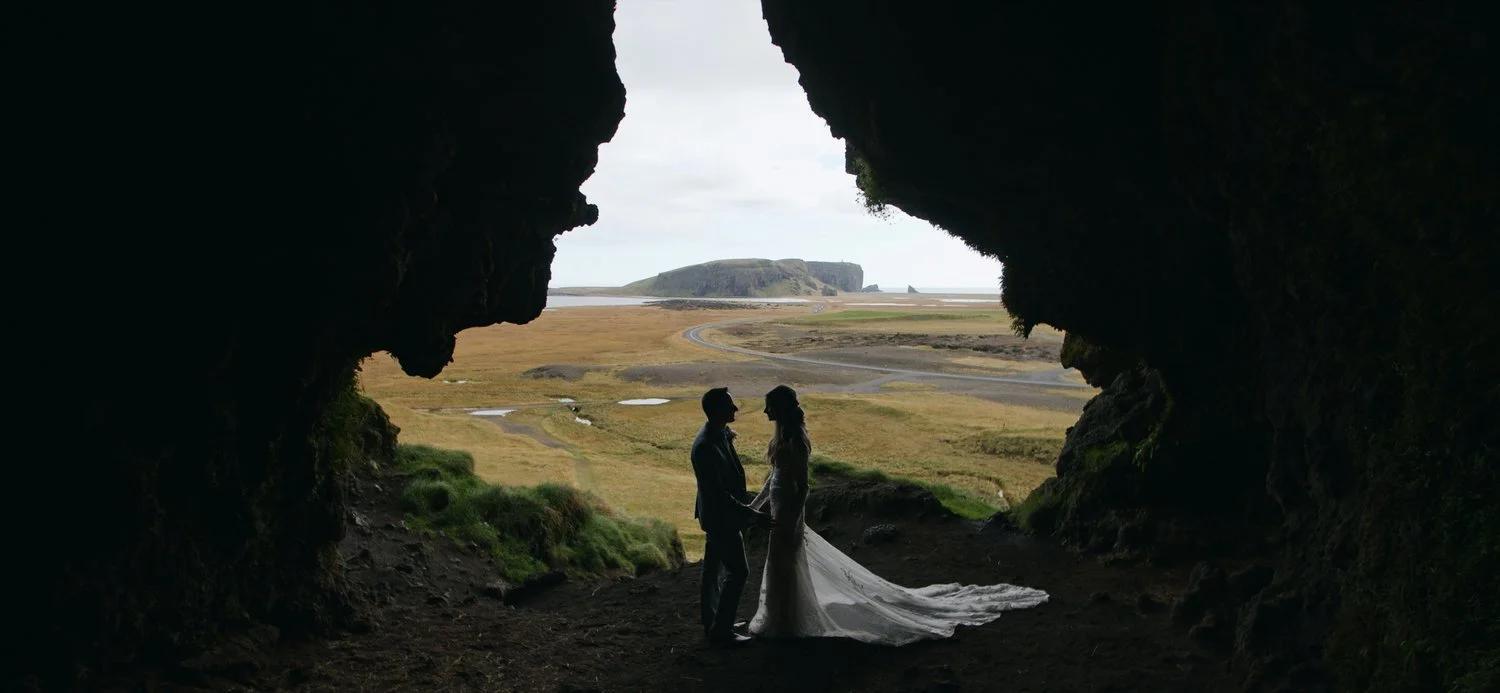 Loftsalahellir Cave, Gljúfrabúi &amp; Seljalandsfoss Wedding