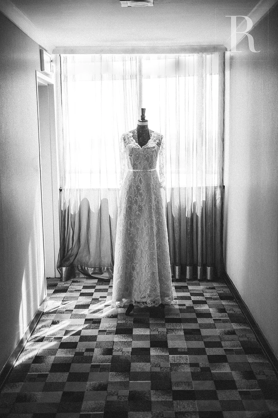 RYAN PARKER PHOTOGRAPHY_WEDDINGS_JOHANNESBURG_SHINE STUDIOS_R&M DSC_0375.jpg