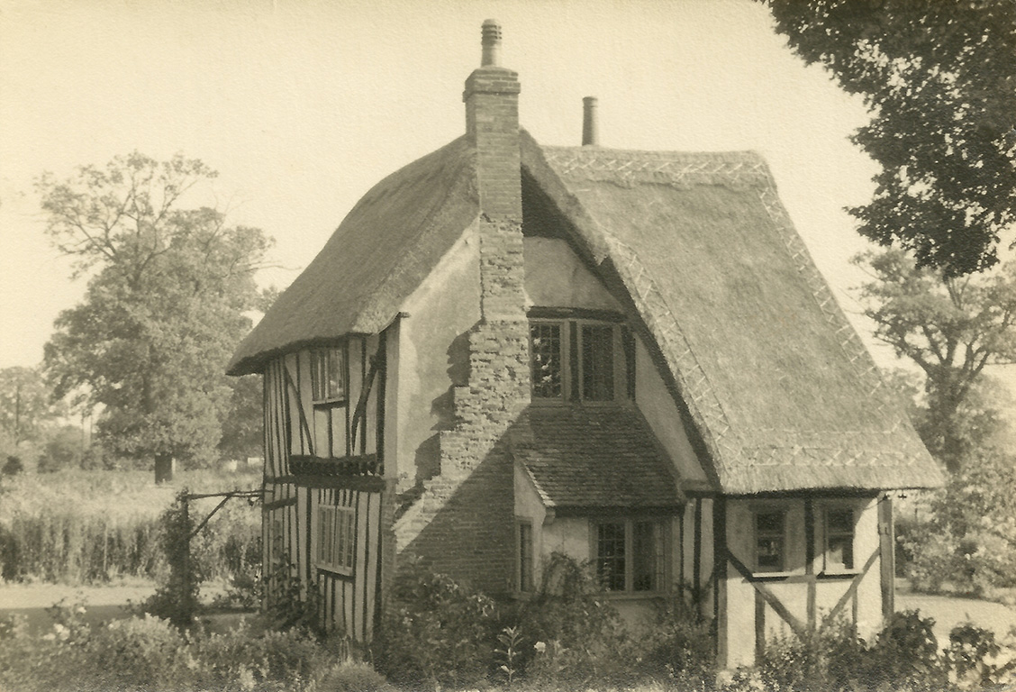  Tring; Herts; UK; house histories; house history; heritage; property histories; property history; property history research; benchmark; benchmark house histories; historical; home owners; property history books; house history research; architectural