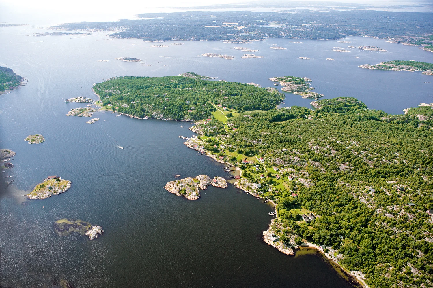 kart over hvaler HVALER GUIDE VISIT HVALER — KART kart over hvaler HVALER GUIDE VISIT HVALER — KART