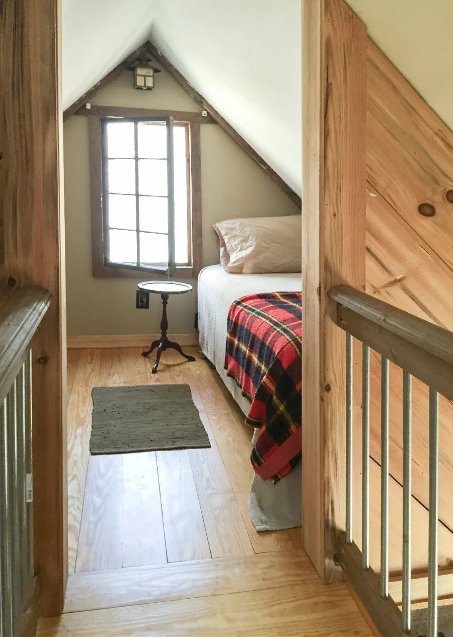 7 tips for small-space living via Little House Big City
