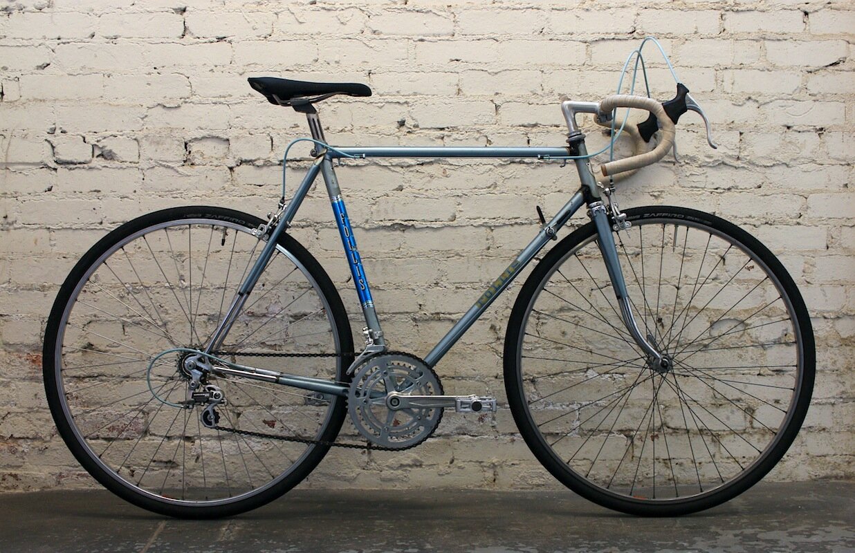 [SOLD] Cycles Follis