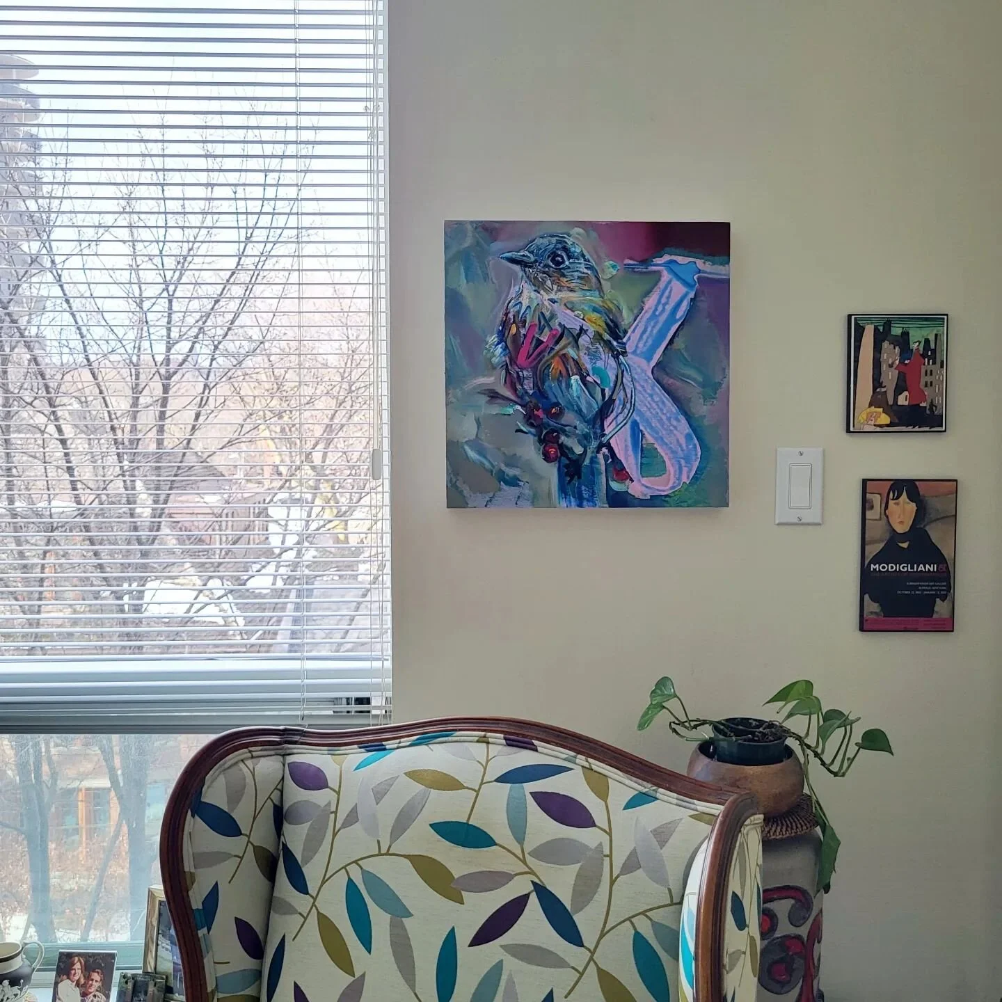 A new bird in its new home in Toronto, oil on panel, 16 x 16 inches.
.
.
.
#soldart #interiors #canadianart #canadianartists #torontoart #niagaraart #niagaraartists #birdart #birdwatch #homeandgarden #artinteriors #natureart #modernpainter #ourhomest