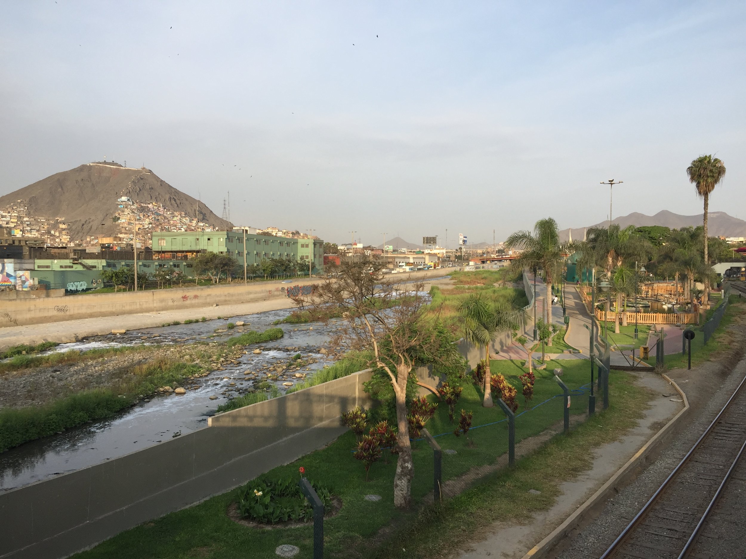 Lima: An Introduction to Peru in 24 Hours 