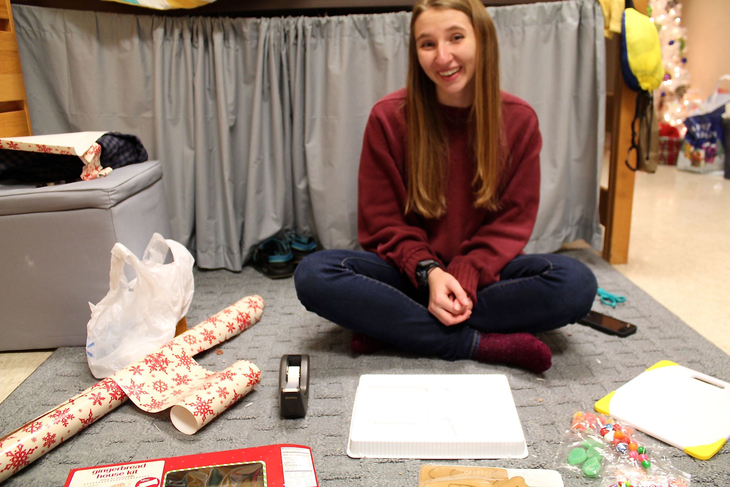 Take note of the Christmas tree in the top right corner. 