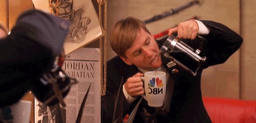 kenneth-30-rock-coffee-from-jug.gif