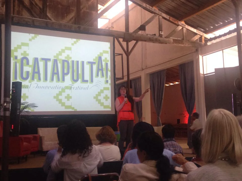 Lauren Higgins presenting for Catipulta Social Innovation Festival