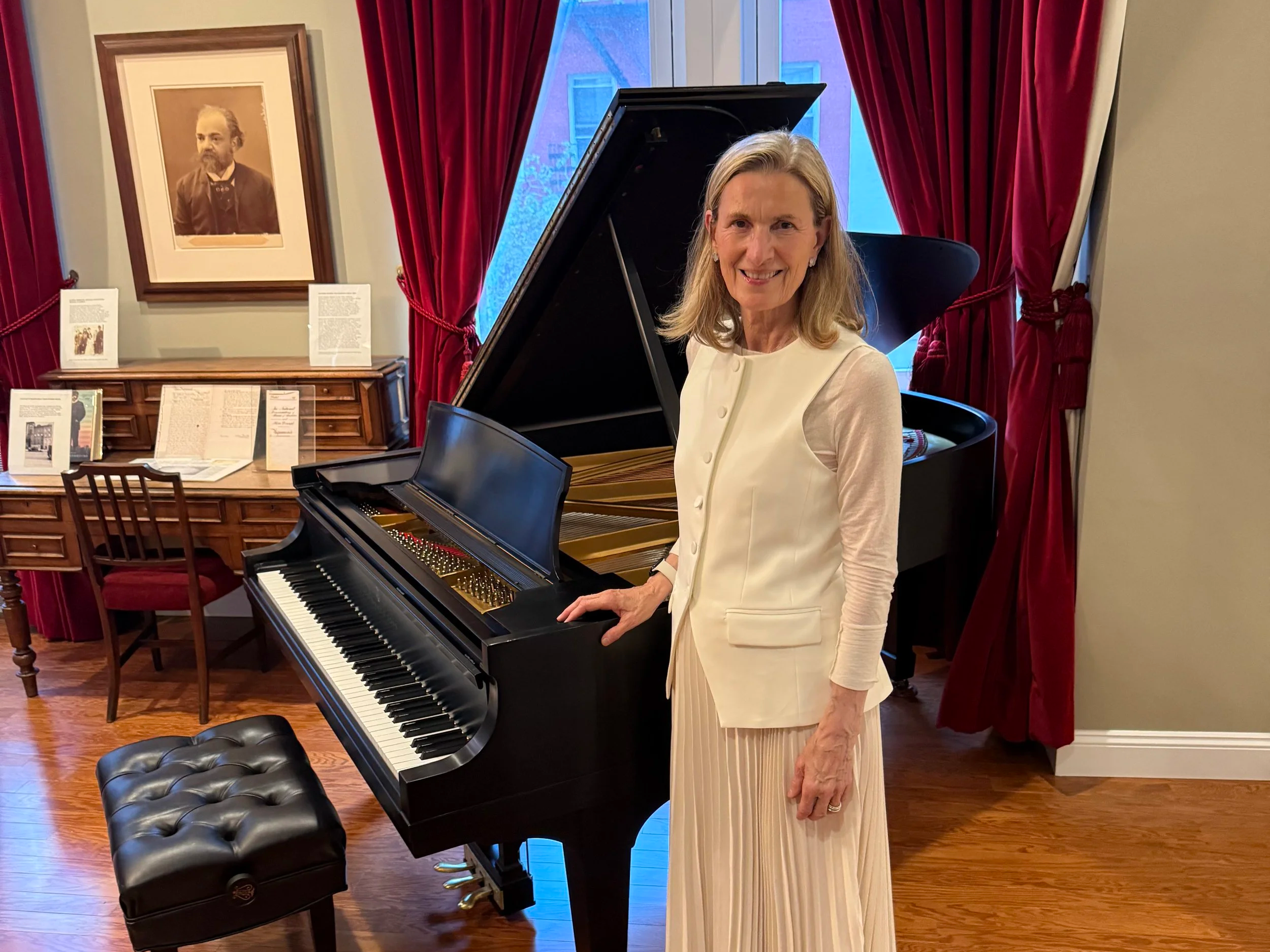 Steinway Grand Piano Enriches Bohemian National Hall