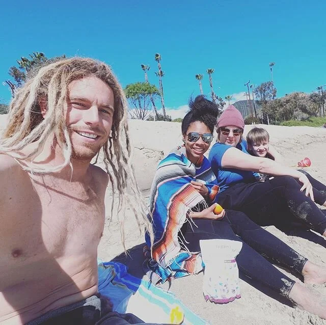 Epic adventures up and down the Malibu coast with this crew 🤙 Thanks for a great weekend guys! .
.
.
#surftrip #surfadventures #surfbuddies