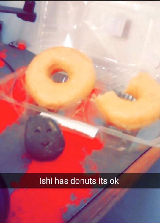 Waldo's Ishi rock enjoying a donut at college in the UK!