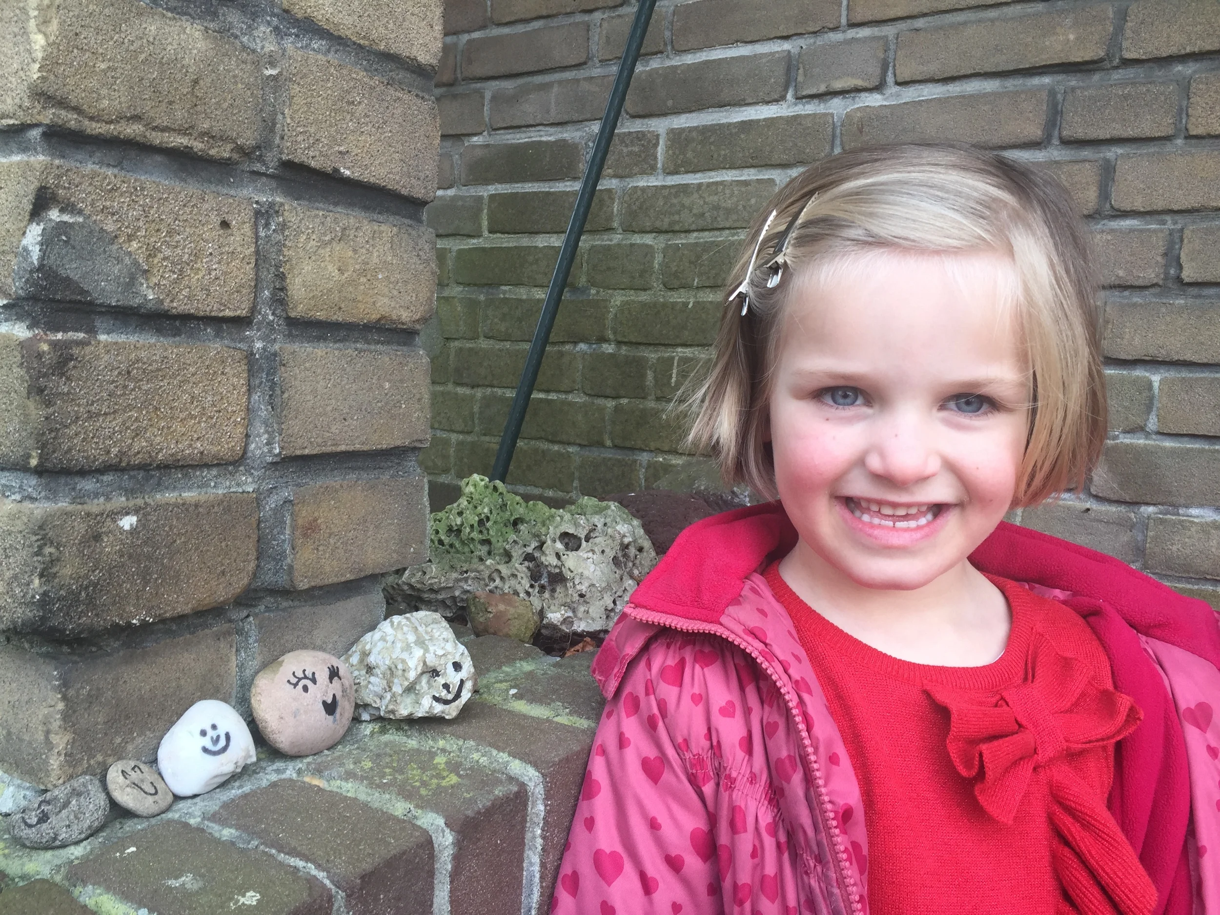 Happy Sarah with her happy rock friends in Holland!
