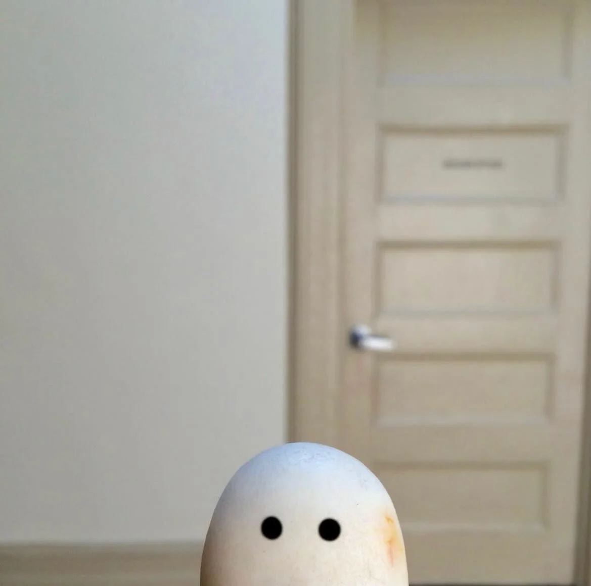 ISHI Check-in🪨💛

How are you doing today, really. 
Drop me a word or an emoji and if you need me, I&rsquo;m just on the other side of the door for you. Always here 💛

#ishitherock #checkin #bekind #howareyou