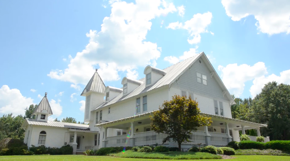 Molly and Ron | The Sonnet House
