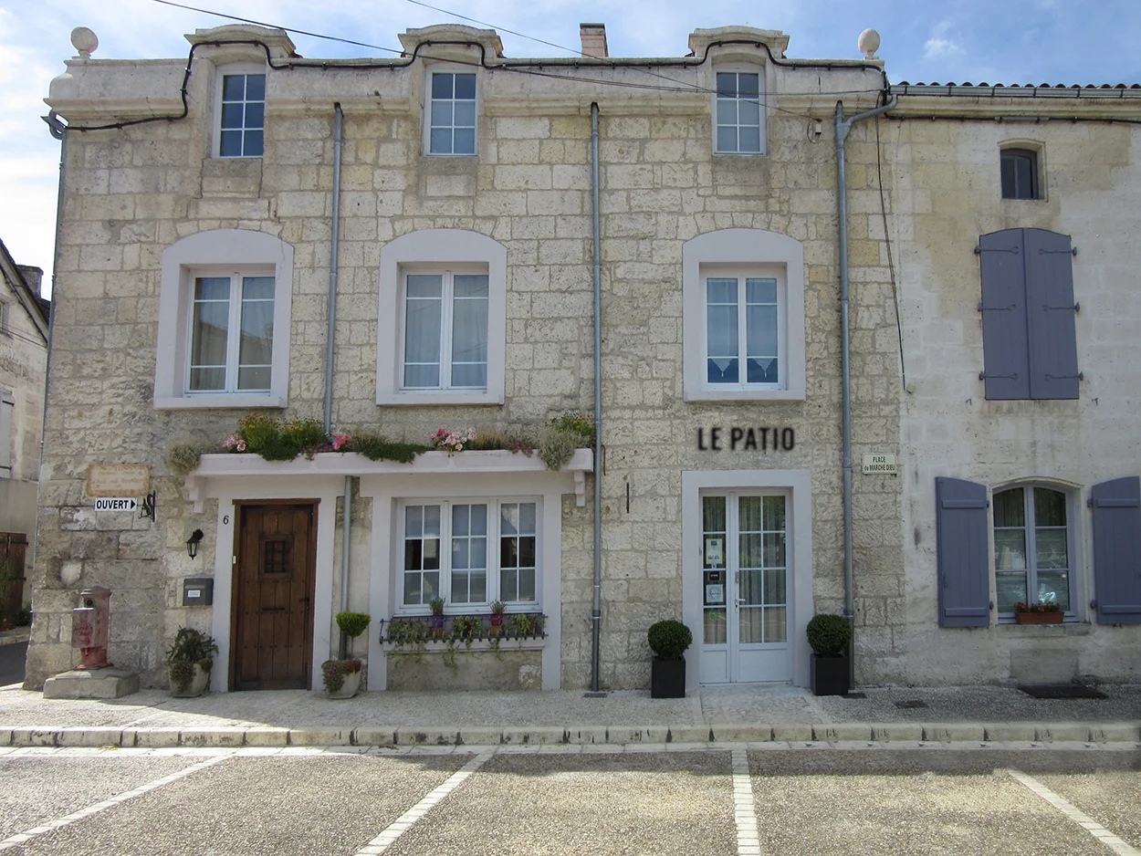 lepatio_building.jpg