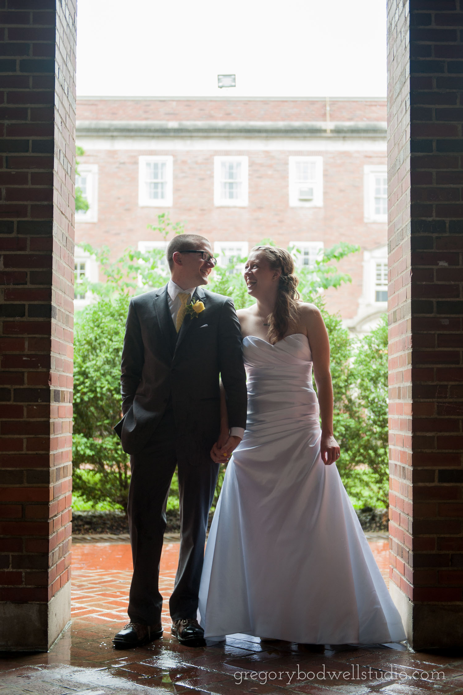 Monnin_Wedding_Athens_Ohio_Photographer_023.jpg