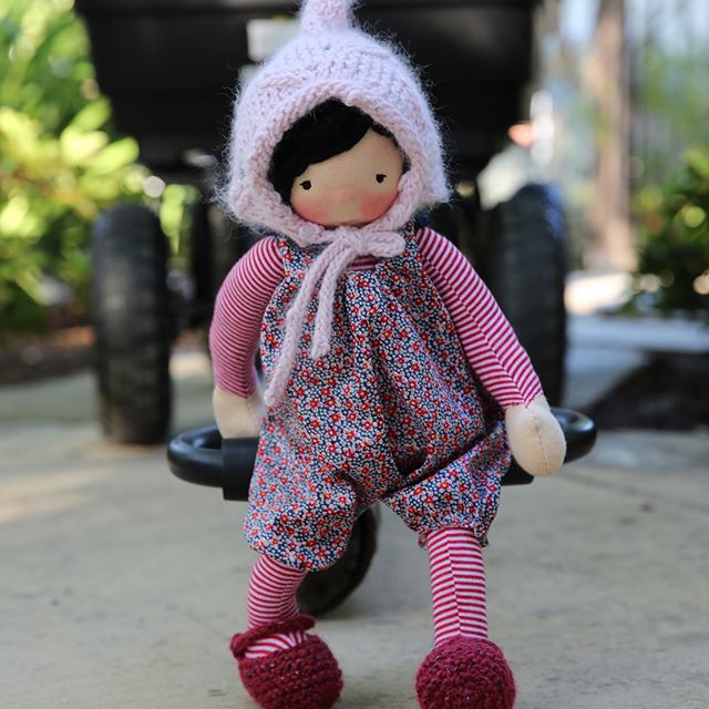 Hi there! It's been quiet here, hasn't it? It's summertime and we've been out and about playing AND because this little one kept me busy. Meet Pae (short for Paeonia)...a custom creation for one Peony of a baby girl. To read more about her, please vi